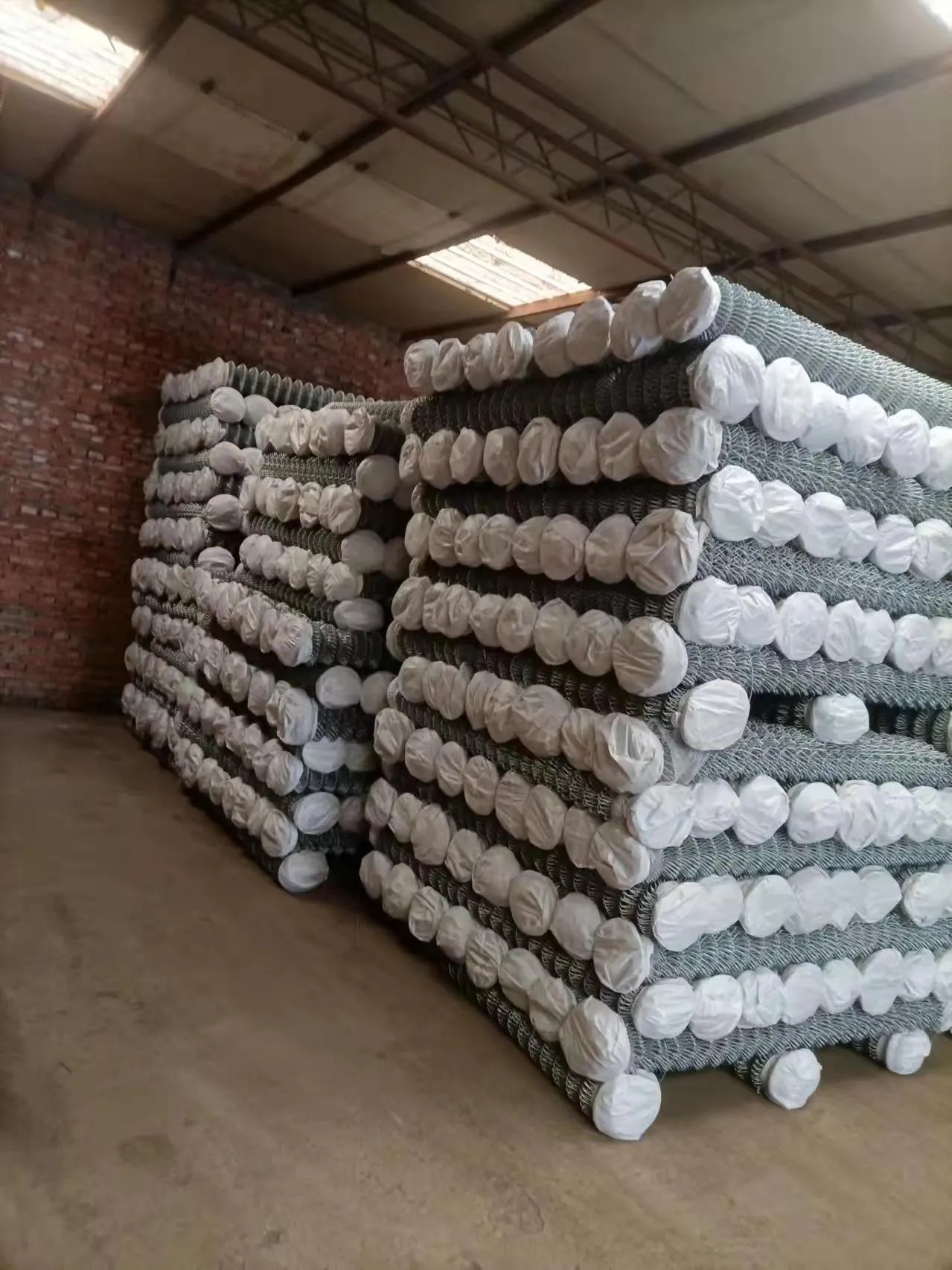 10 ft chain link fence