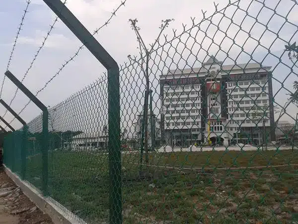 galvanized chain link fence Read More About galvanized chain link fence